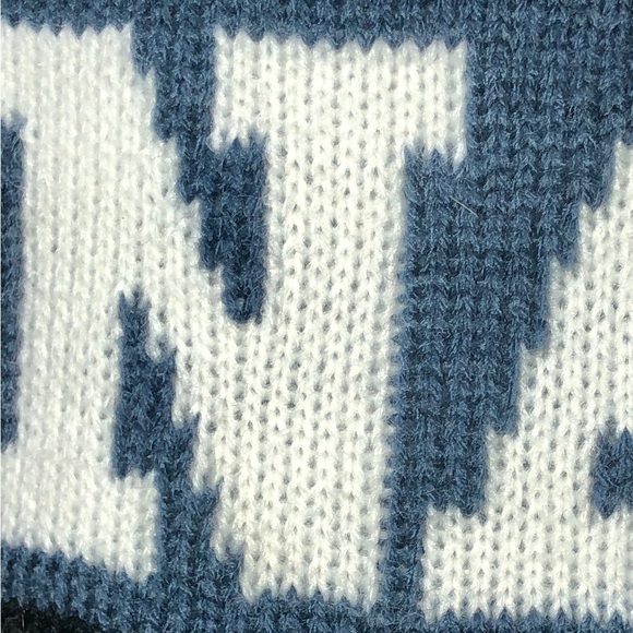 🚦PINK Blue & White Chunky Pom Pom hat - Picture 10 of 10